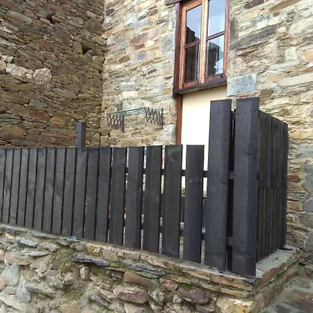 Holiday Home Calle Principal Manzanal de Arriba